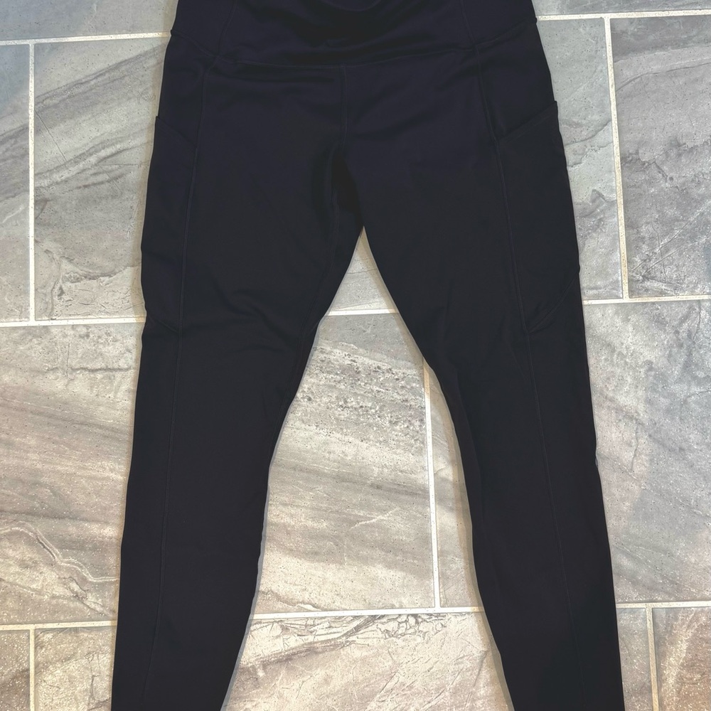 Lululemon Fast and Free 23inches size 10